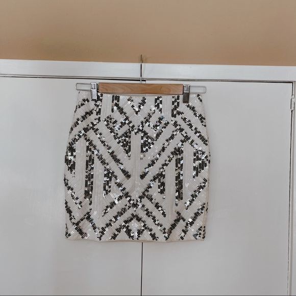 Sequin Pattern Skirt! - Picture 1 of 2